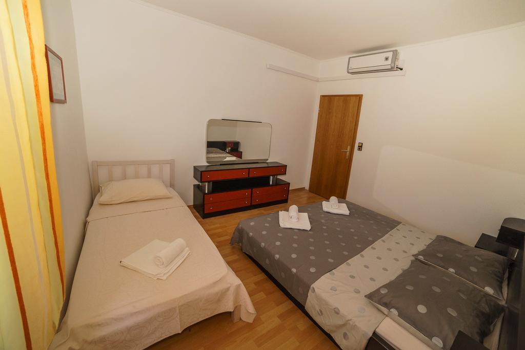 Apartment Alithia Silver *